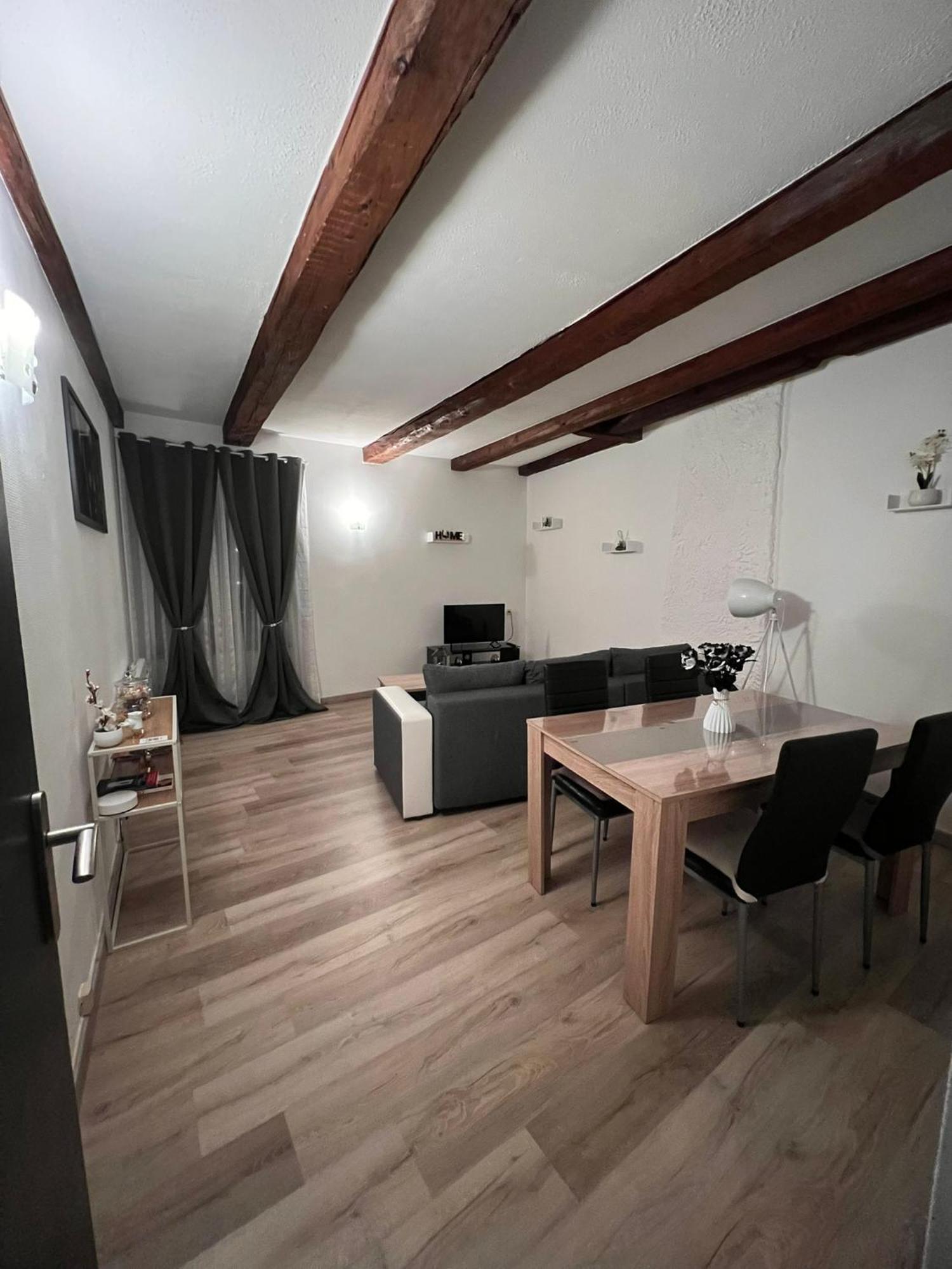 Spacieux Logement Grandvillars Buitenkant foto